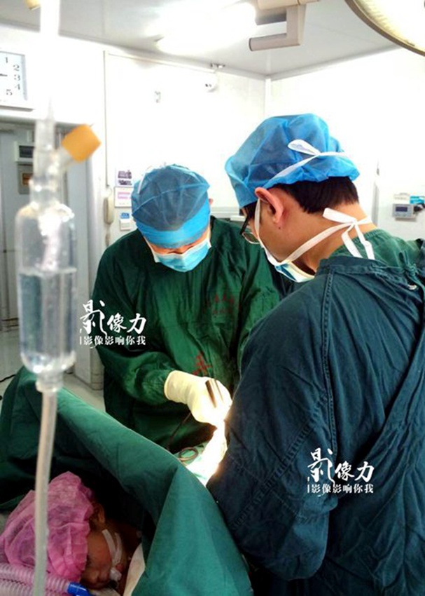 칭하이 ‘골형성부전증’ 난치병 어린이, 산둥서 수술 받아