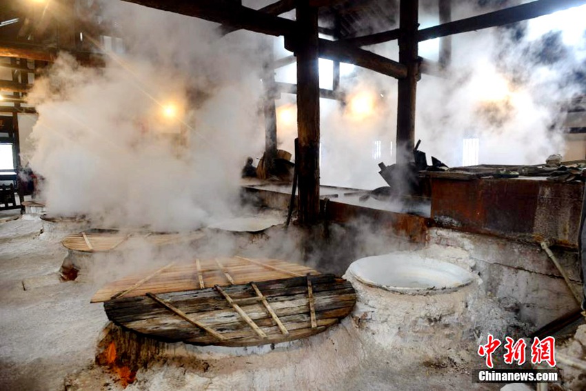 1000년을 내려온 쓰촨 쯔궁 수공 제염 전통