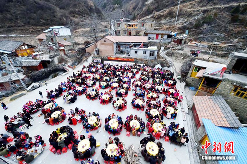 쓰촨 강족 마을 전통 명절 ‘지러어주 날’ 탐방