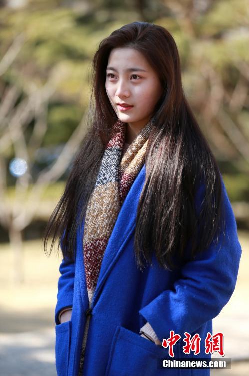 베이징영화학원 시험장에 생얼미녀 총출동… ‘연예인 뺨쳐’