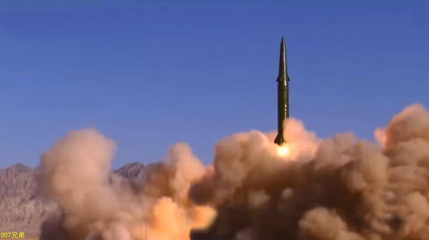 中 업그레이드된 둥펑-16 탄도미사일 실탄훈련 장면 공개