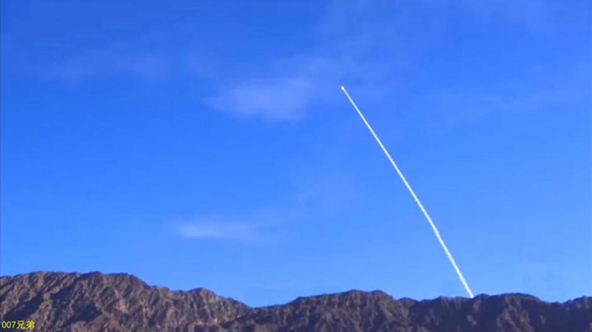 中 업그레이드된 둥펑-16 탄도미사일 실탄훈련 장면 공개