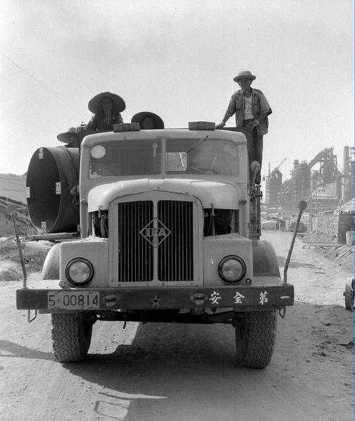 동독 방문단이 촬영한 중국… ‘1959년으로 돌아가자’