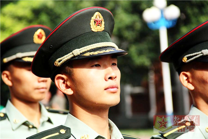 유시진 대위 못지않은 중국 해방군들의 멋진 모습