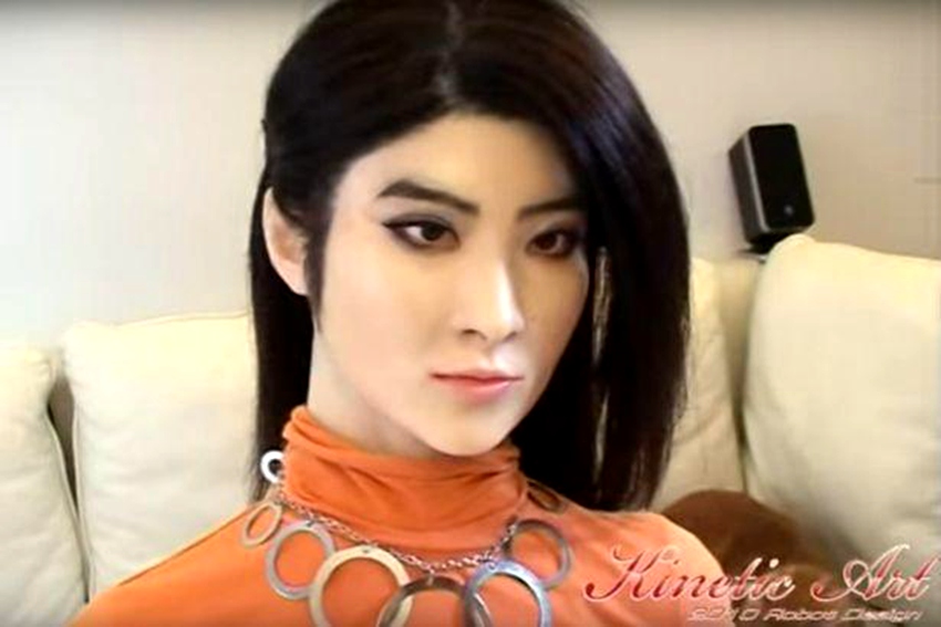홍콩 남성, 여성 스타의 복제 로봇 만들어