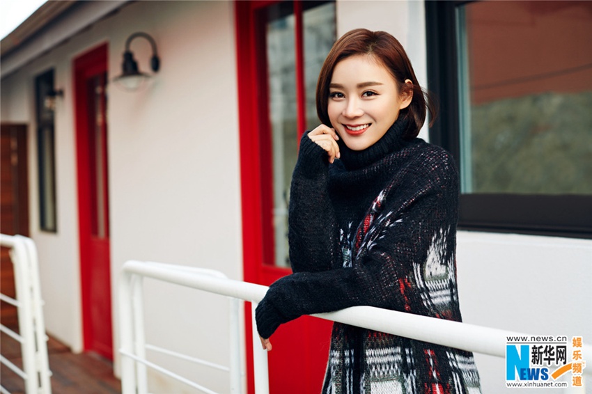 위안산산의 길거리 화보 공개, 봄 분위기 물씬 풍겨