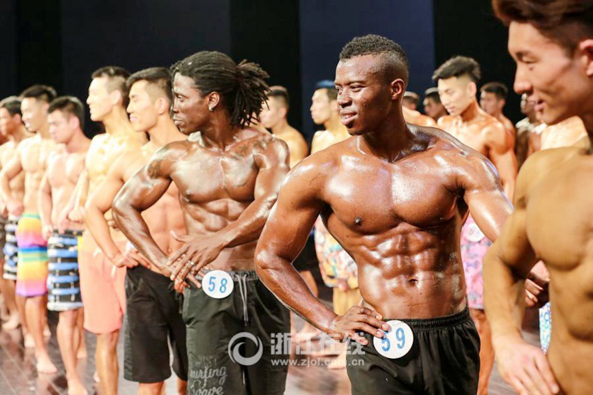 보디빌더 선발대회, 근육질 남녀의 탄탄한 몸매
