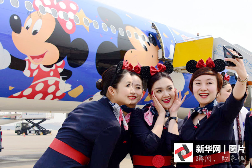 중국 동방항공 디즈니 테마 여객기 정식 운행