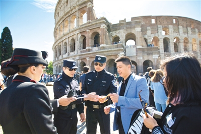 중국 경찰, 로마와 밀라노서 순찰 첫 실시