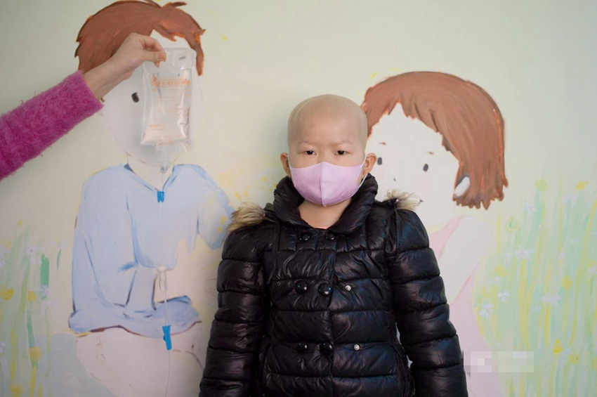 우한 소아암 병동 탐방, 백혈병 환우 가정의 고통