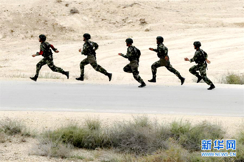 요르단 ‘전사 대회’ 참가한 중국 특수부대 병사들