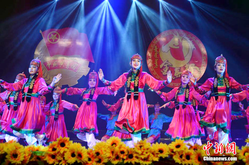 네이멍구 대학 문화제, 메인은 ‘몽고족 춤’