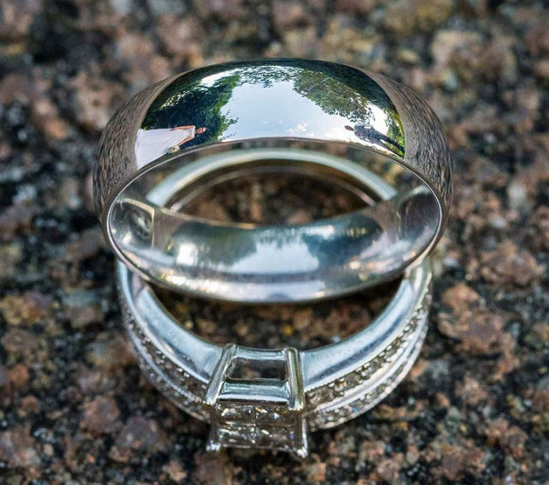 결혼 사진은 이렇게! ‘반지에 담긴 결혼 장면’