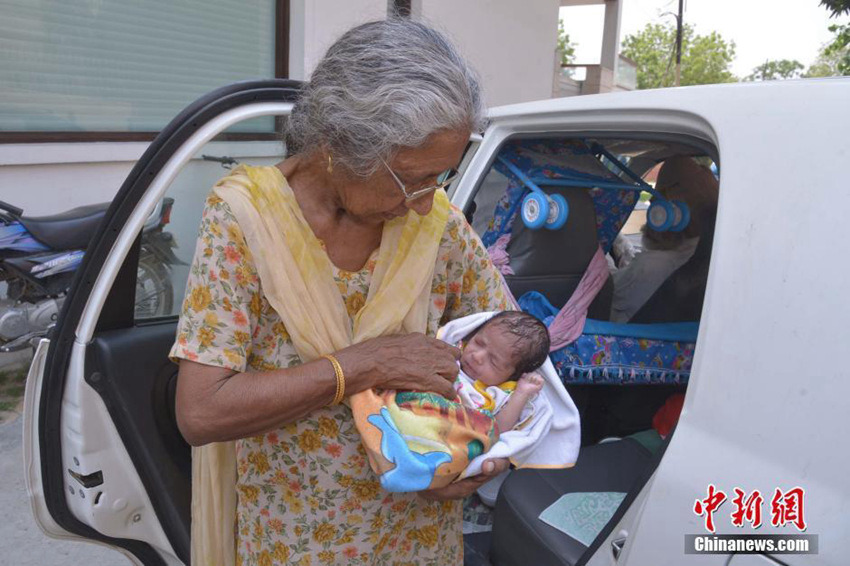 인도 70세 여성, 인공 수정으로 한 아이의 엄마 돼