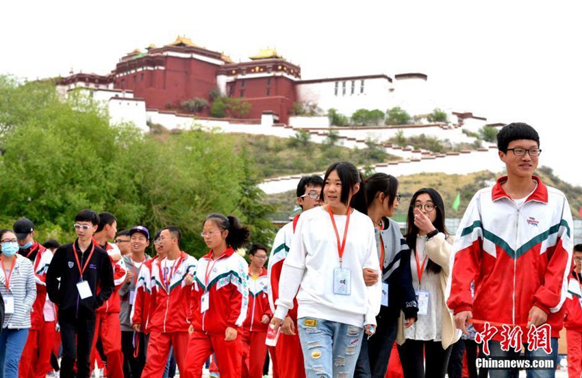 2016년 중국 대입 ‘가오카오’에 940만 명 응시 
