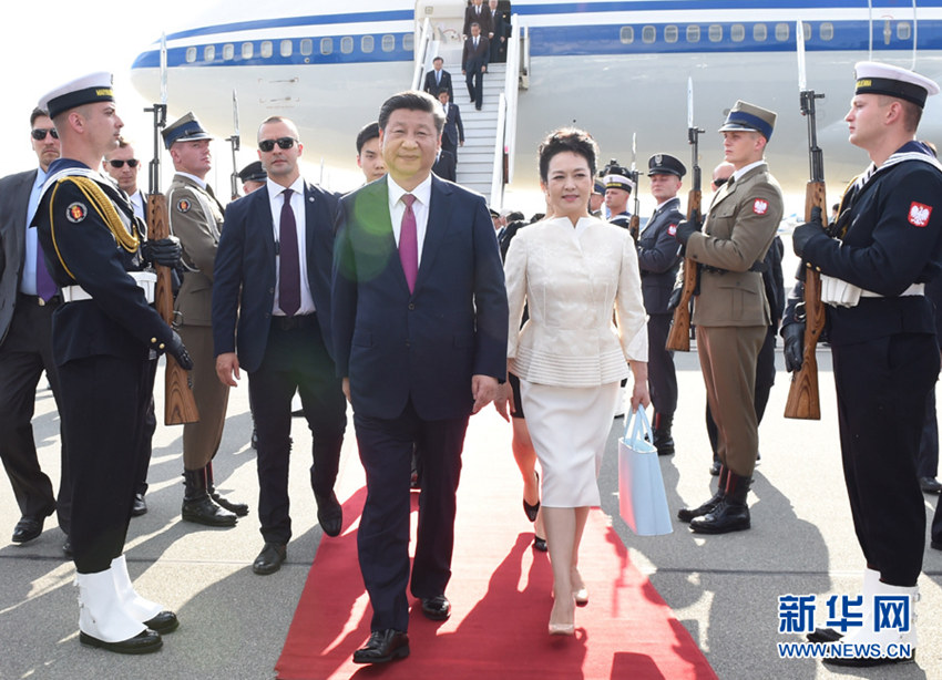 시진핑 주석 바르샤바 도착, 폴란드 국빈 방문 돌입