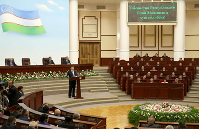 현지시간(우즈베키스탄) 22일, 시진핑 주석이 우즈베키스탄 최고회의 입법원에서 연설했다.
