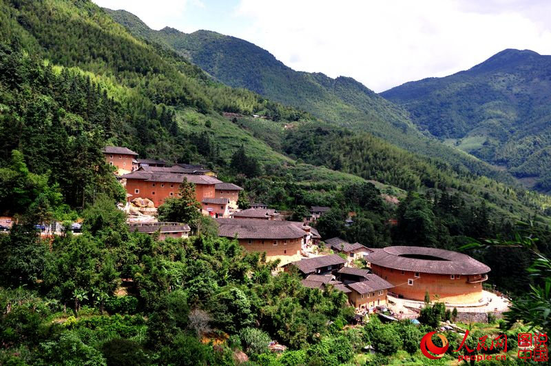 푸젠 난징토루, 신화적인 산간 건축물