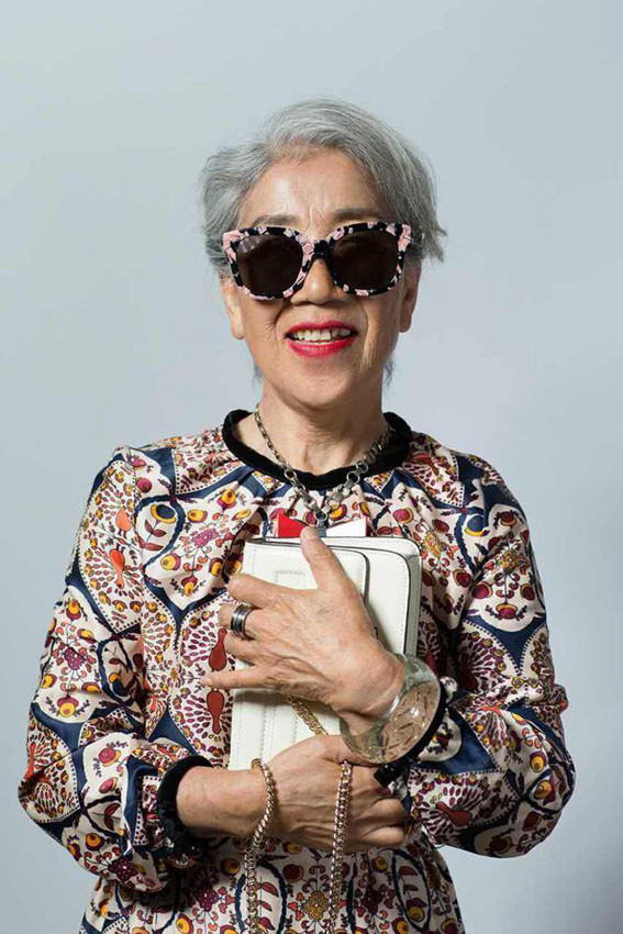 80세 노인의 화보 촬영, 젊게 사는 할머니의 멋진 인생