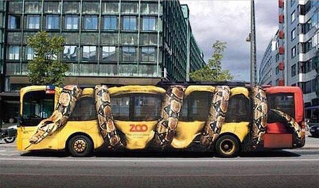 대박! 무한한 상상력 가미한 버스 광고판