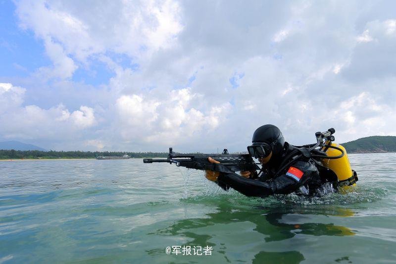 中해방군 특전부대, 남중국해 해역에서 실전 훈련 돌입