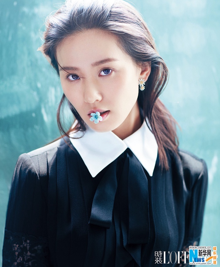 중성미 넘치는 류스스 화보, 누드 메이크업 우아함 강조