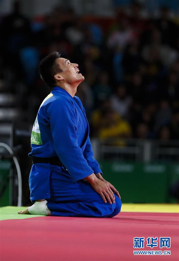 중국 올림픽 역사상 남자 유도 첫 메달 탄생!