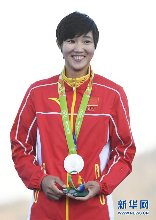 리우 요트 여자 RS:X, 중국 천페이나 은메달!