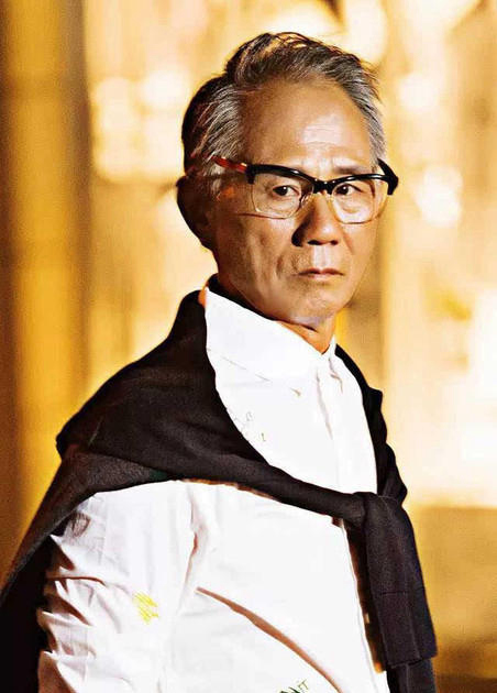 71세 거위 할아버지, 패션 화보로 온라인 화제