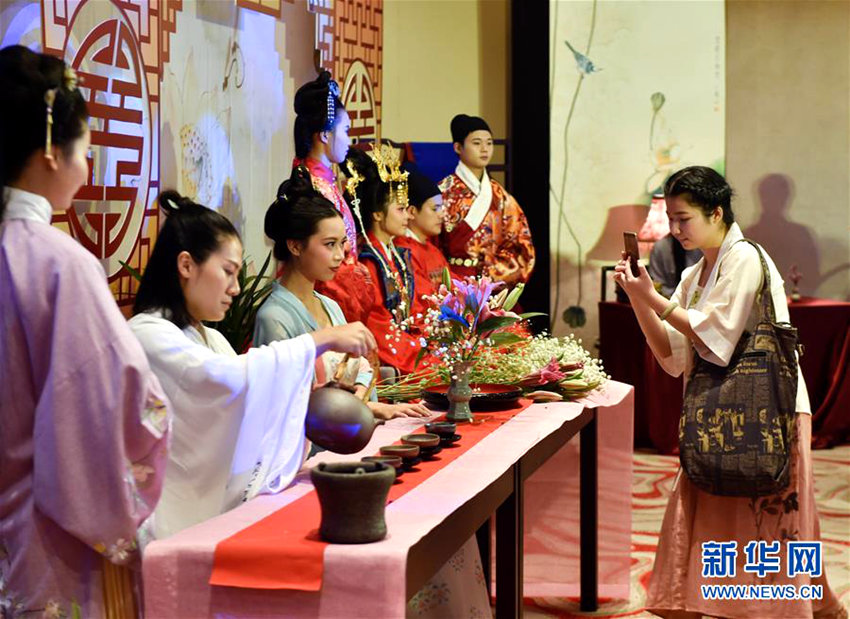 푸저우 전통 혼례전, 중국 천년 전통혼례 모습