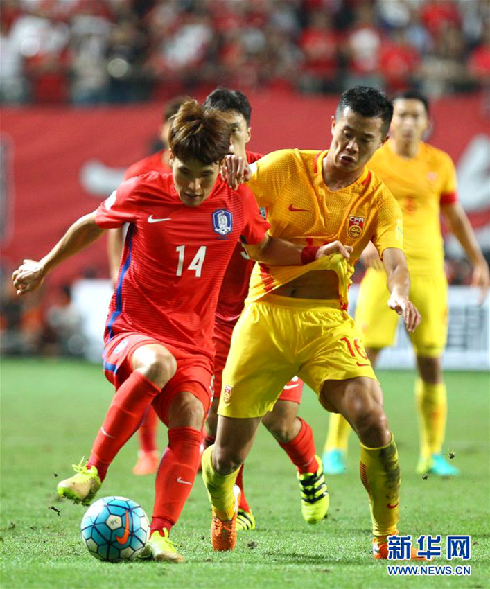 중국 축구 2:3으로 한국에 아쉽게 패, 이길 수 있었는데