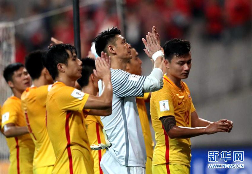 중국 축구 2:3으로 한국에 아쉽게 패, 이길 수 있었는데