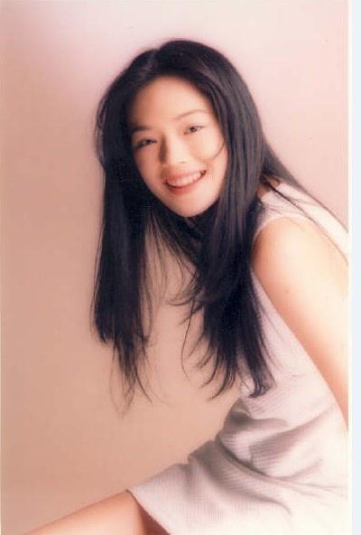 레스토랑 수십 개 운영, 여배우 서기 몸값만 수억 위안