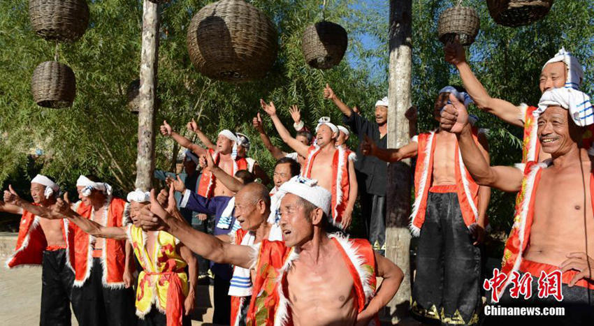 산베이 농민들이 펼친 황토고원 공연, 농경 문화 선보여 
