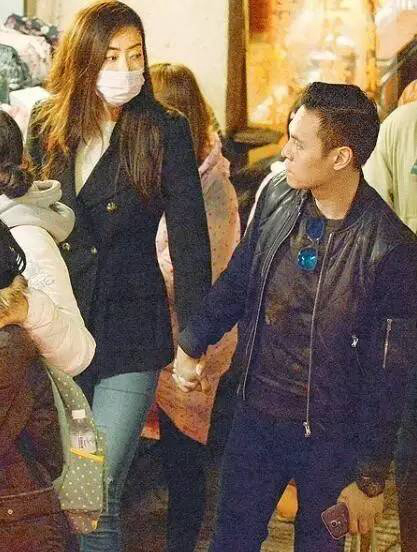 슝다이린 갑부와 결혼, 전 남자친구에게 '비아냥거려'