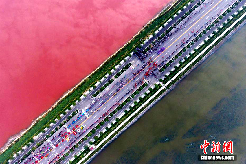 산시 윈청 빨간 호수와 초록 호수, 신기한 경관