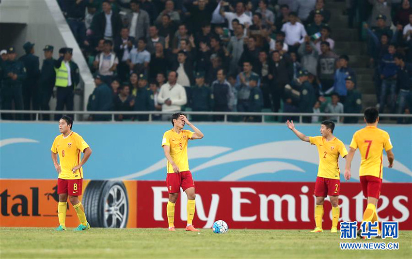 中 축구 우즈베키스탄에 패배, 본선 진출 좌절