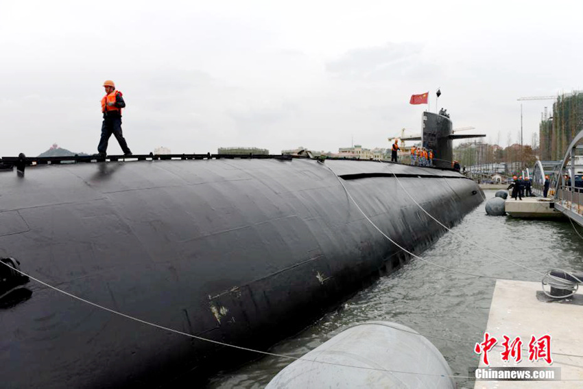 중국 최초 핵잠수함 퇴역 후 해군박물관에 전시