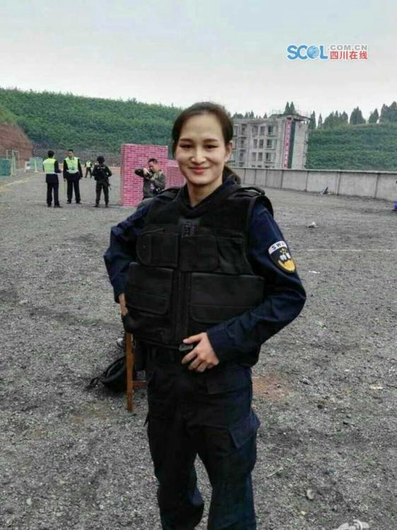 특수경찰관 전투력 경기 참가한 비주얼 女경들