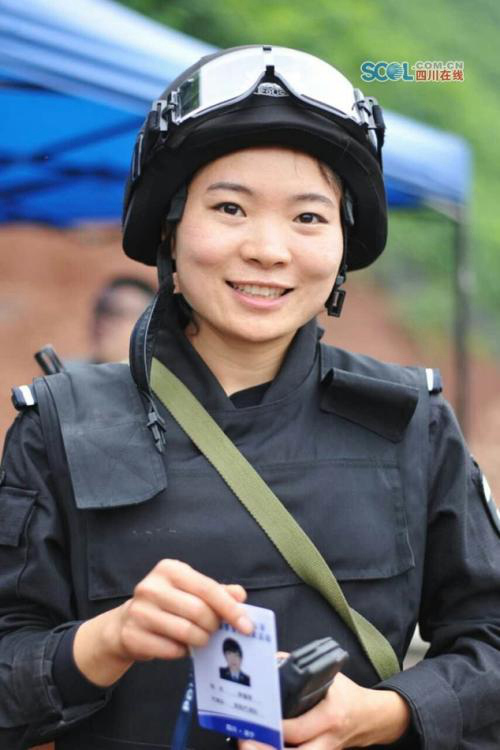 특수경찰관 전투력 경기 참가한 비주얼 女경들