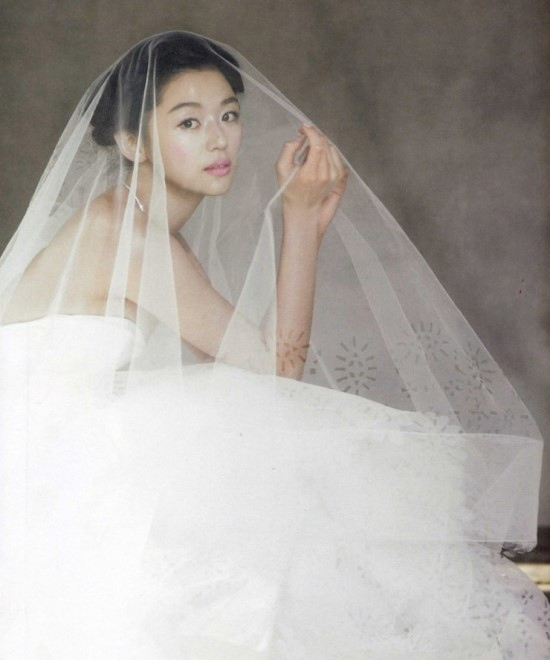 ‘푸른 바다의 전설’ 전지현 하지원 판빙빙 류시시… 중한 女배우들의 웨딩드레스 대결!