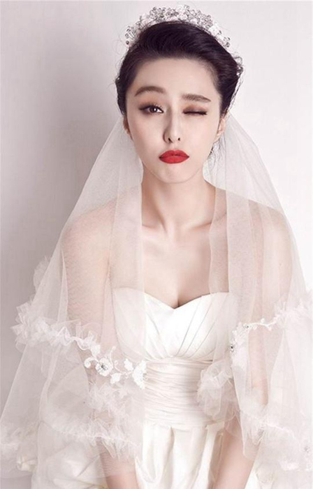 ‘푸른 바다의 전설’ 전지현 하지원 판빙빙 류시시… 중한 女배우들의 웨딩드레스 대결!