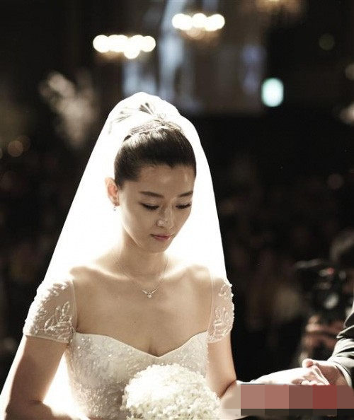 문희준❤소율 결혼! 서기 전지현 등 中韓 스타들의 웨딩사진 비교… ‘럭셔리 or 내추럴’ 당신의 선택은?