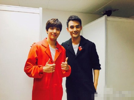 전지현 이민호 판빙빙 우옌쭈… 최고의 한류 스타 VS 중화권 남신 여신, 中韓 연예인 단체샷으로 외모 대결!