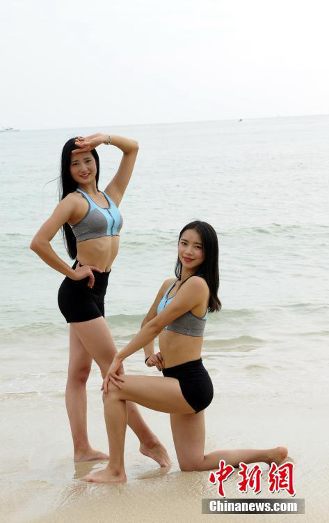 비키니 대회 우승을 향해, 청두대 몸짱 女대생들