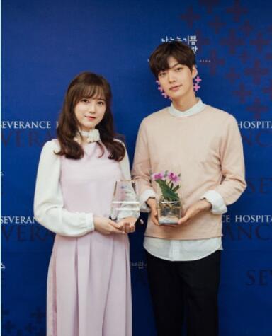 김주혁❤이유영 문희준❤소율 탕옌❤뤄진 공개 연애 시작! 올해 탄생된 中韓 연예인 커플 총정리