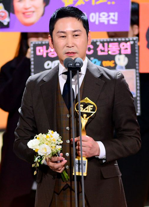 [2016 SBS 연예대상] 주인공은 바로 ‘미운우리새끼’의 신동엽