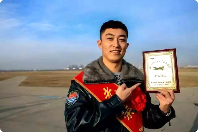 中 해군 홍보영상 발표, 중일 공중 대결 화면 첫 공개!