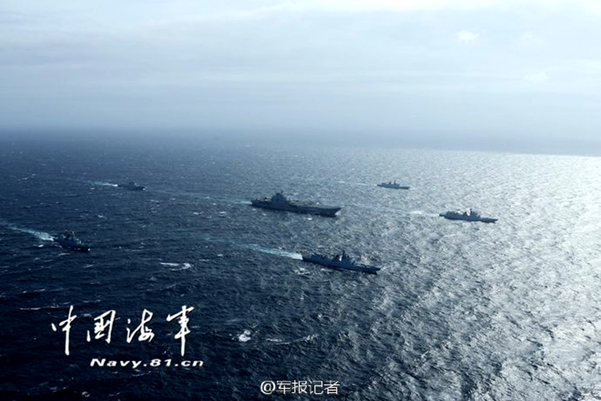 남중국해 하늘 수놓은 젠-15 함재 전투기, 항공모함 편대의 종합 훈련