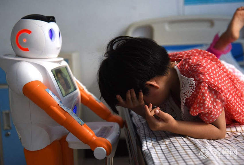 재생불량성 빈혈 6살 女兒와 ‘로봇 엄마’